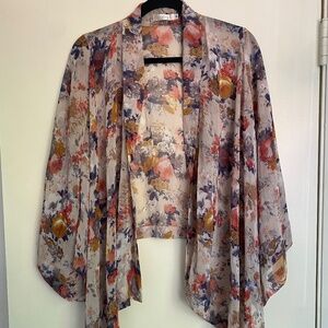 Millau Boho Chic Floral Cropped Kimono - S